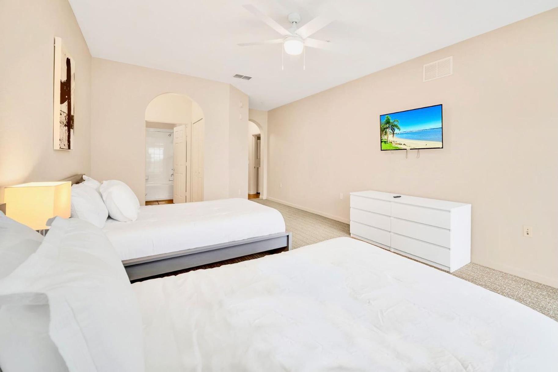 Luxury 2Br Condo - Pool & Hot Tub - Near Disney Orlando Eksteriør bilde